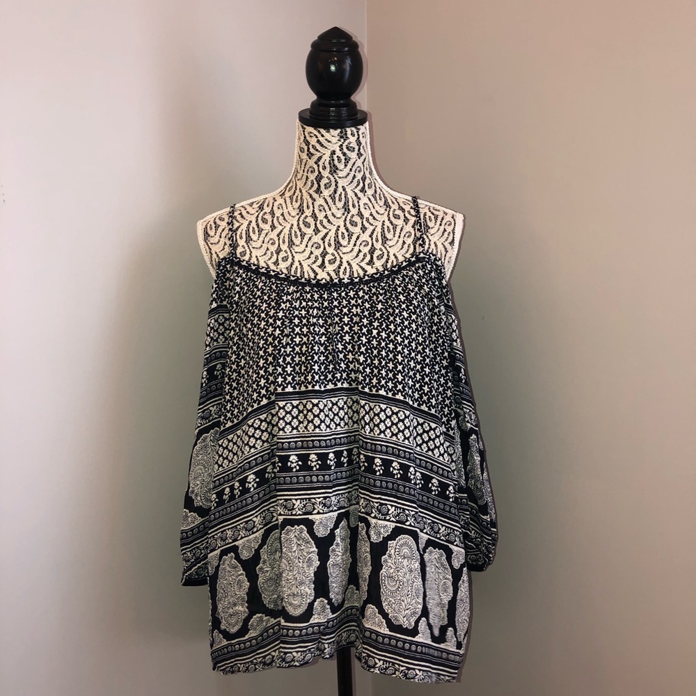 Forever 21 Cold Shoulder Top